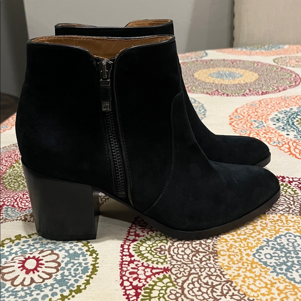 Alberto Fermani Black Suede Ankle Boots size 38 (7.5/8 US) women’s - Picture 4 of 12